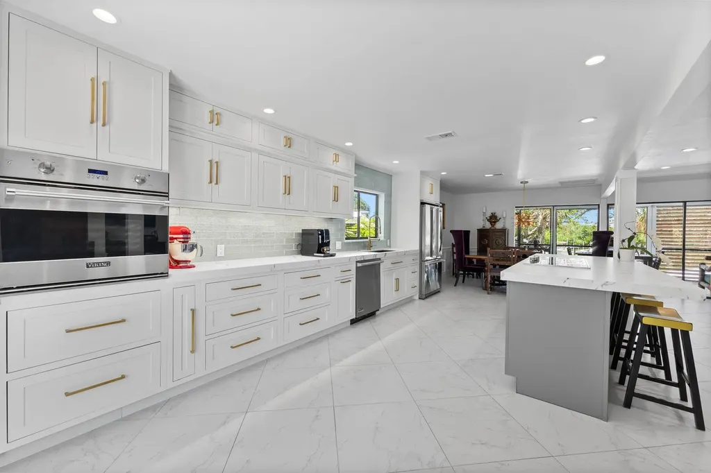 419 Lighthouse Way Sanibel FL 33957