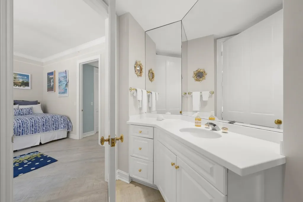 5669 Baltusrol Court Sanibel FL 33957