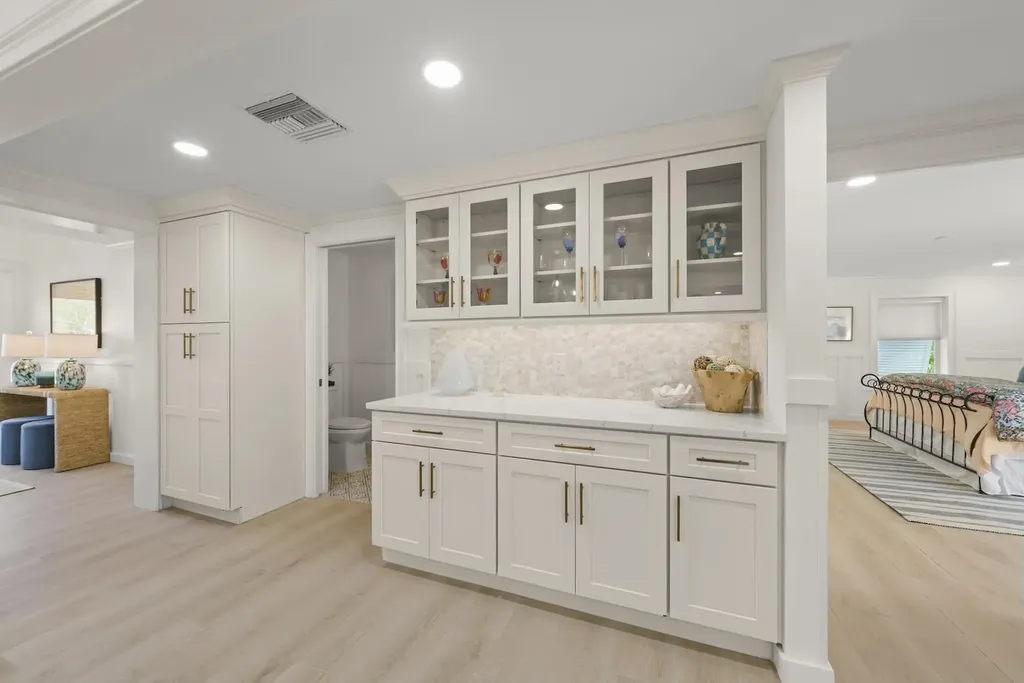 1163 Seagrape Lane Sanibel FL 33957-9999