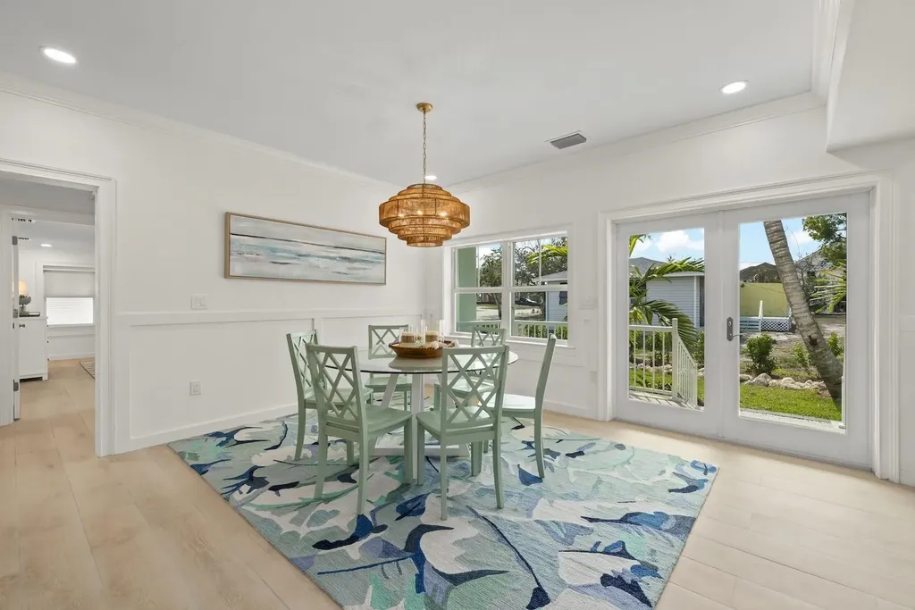 1163 Seagrape Lane Sanibel FL 33957-9999