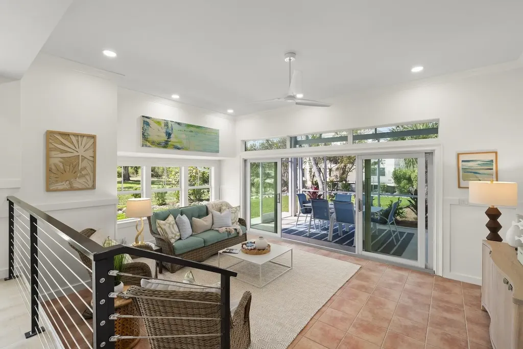 1163 Seagrape Lane Sanibel FL 33957-9999