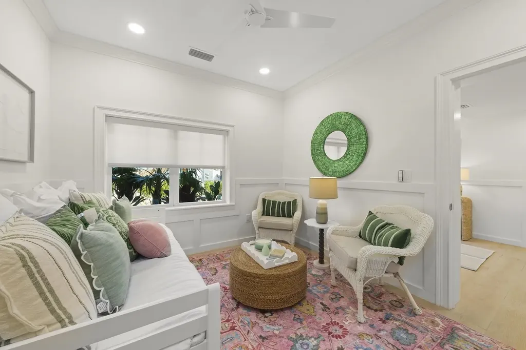 1163 Seagrape Lane Sanibel FL 33957-9999