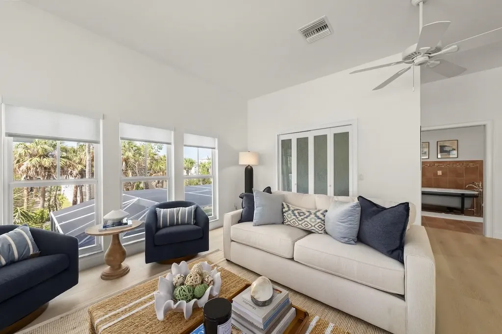 1163 Seagrape Lane Sanibel FL 33957-9999