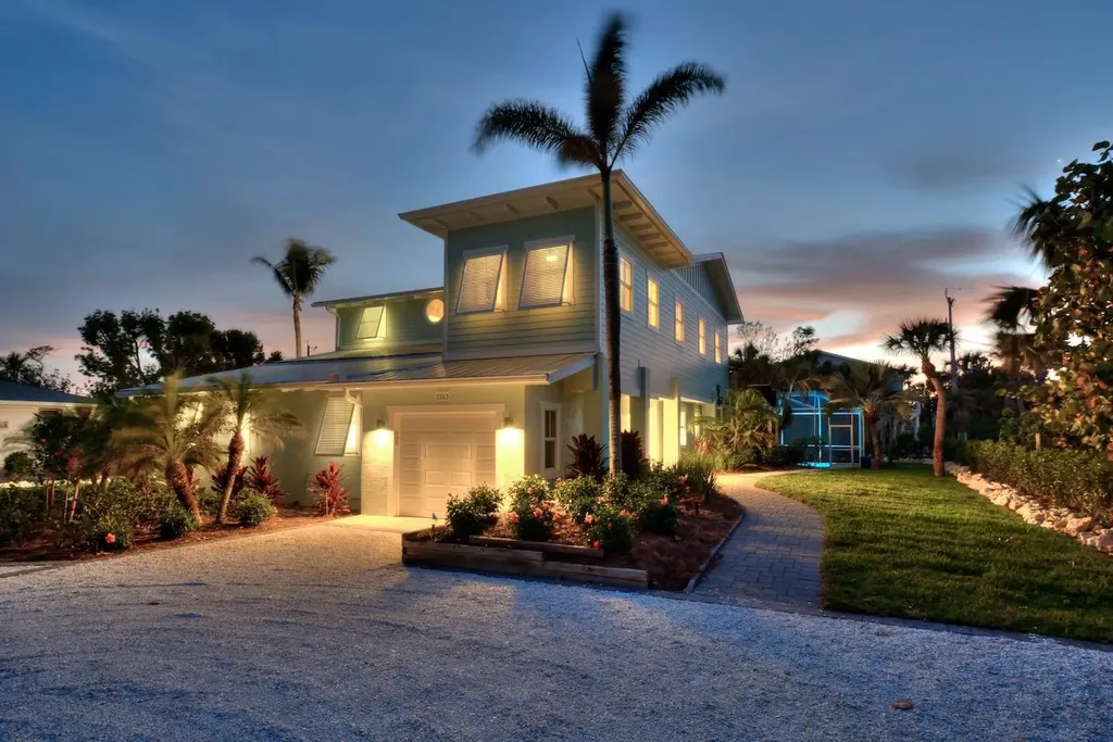 1163 Seagrape Lane Sanibel FL 33957-9999