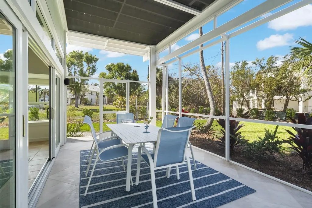 1163 Seagrape Lane Sanibel FL 33957-9999