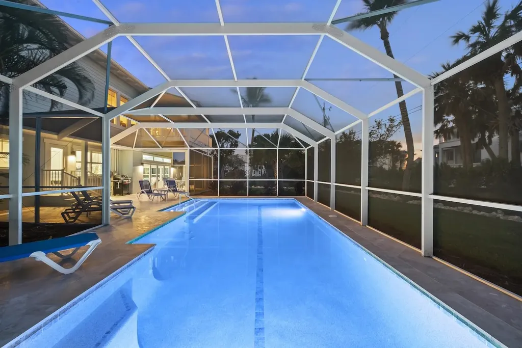 1163 Seagrape Lane Sanibel FL 33957-9999