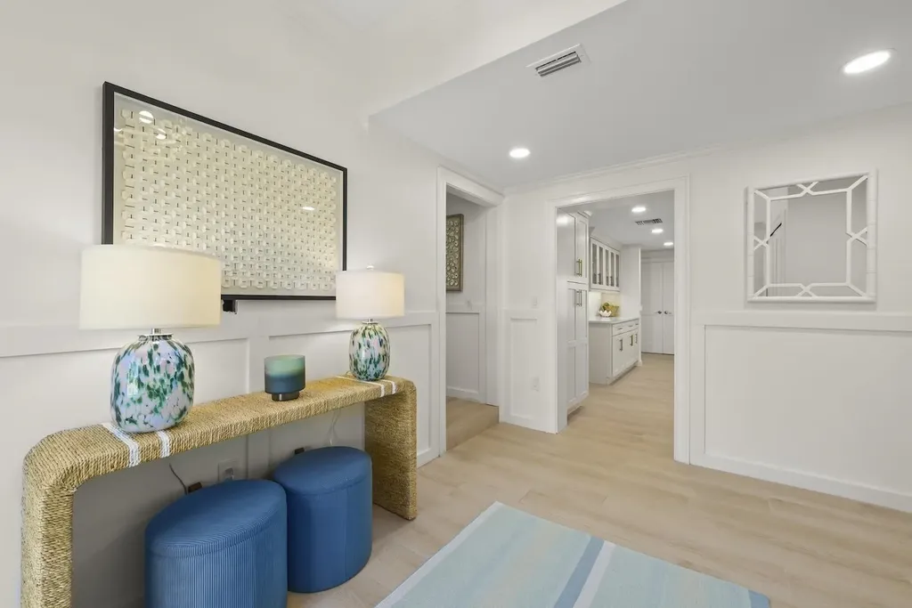 1163 Seagrape Lane Sanibel FL 33957-9999