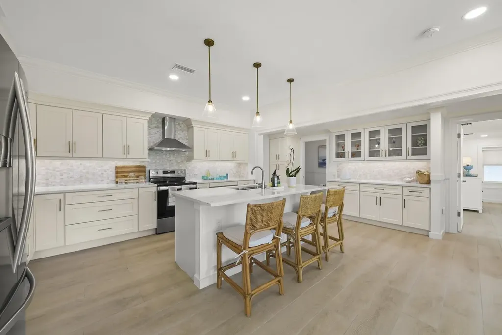 1163 Seagrape Lane Sanibel FL 33957-9999