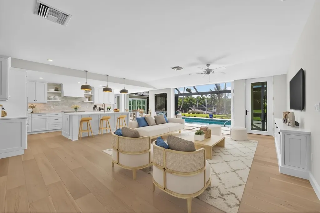 924 Kings Crown Drive Sanibel FL 33957