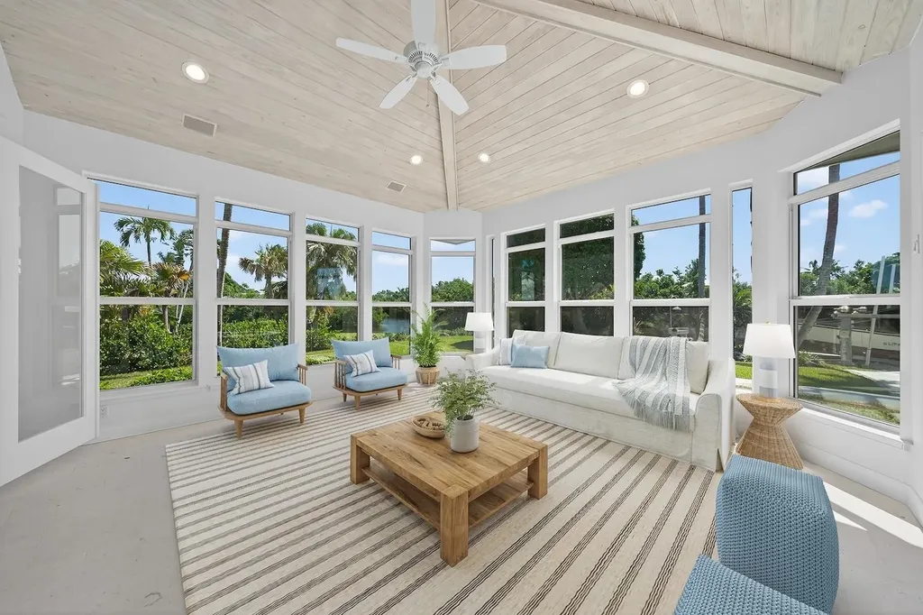 924 Kings Crown Drive Sanibel FL 33957