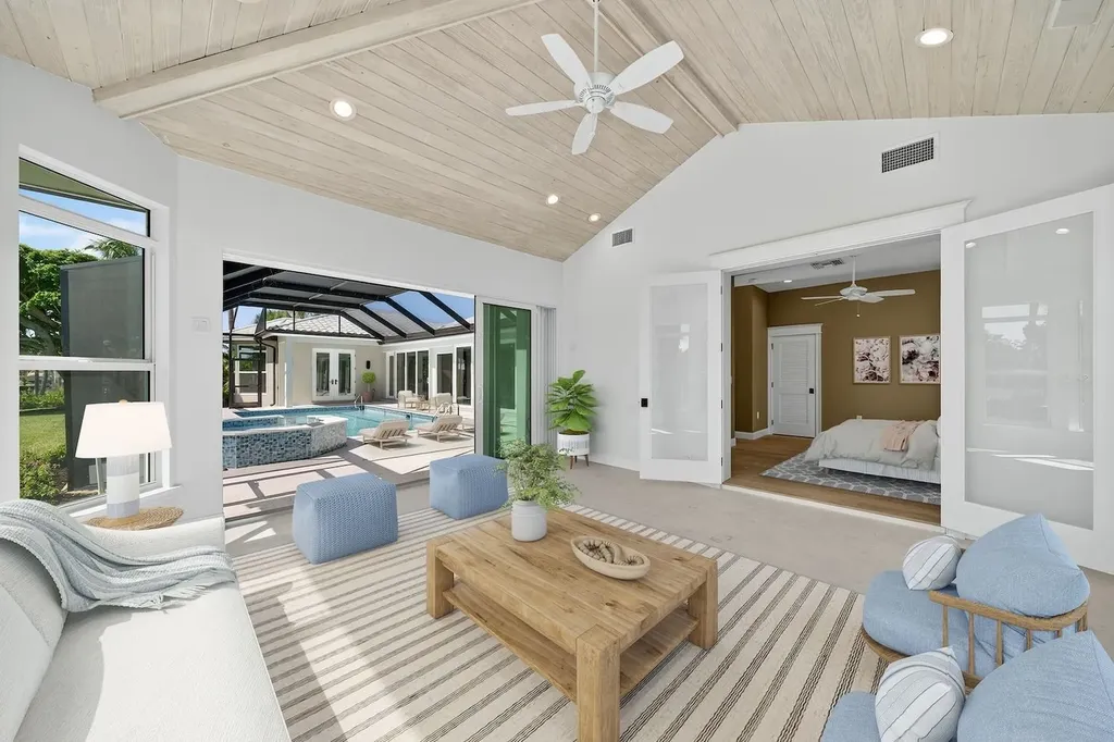 924 Kings Crown Drive Sanibel FL 33957