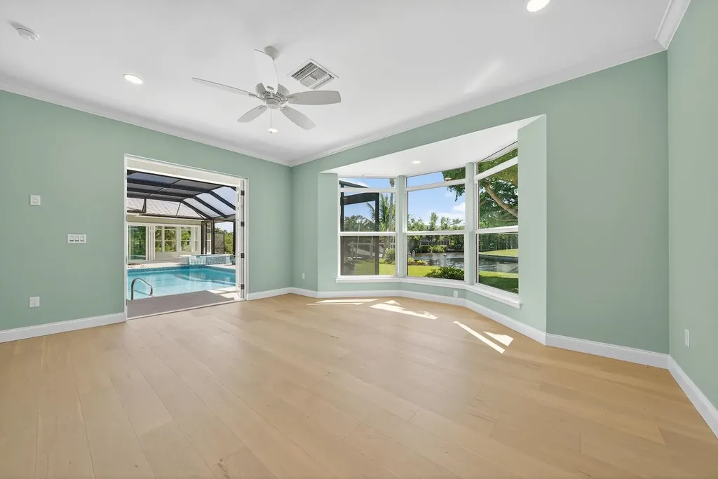 924 Kings Crown Drive Sanibel FL 33957