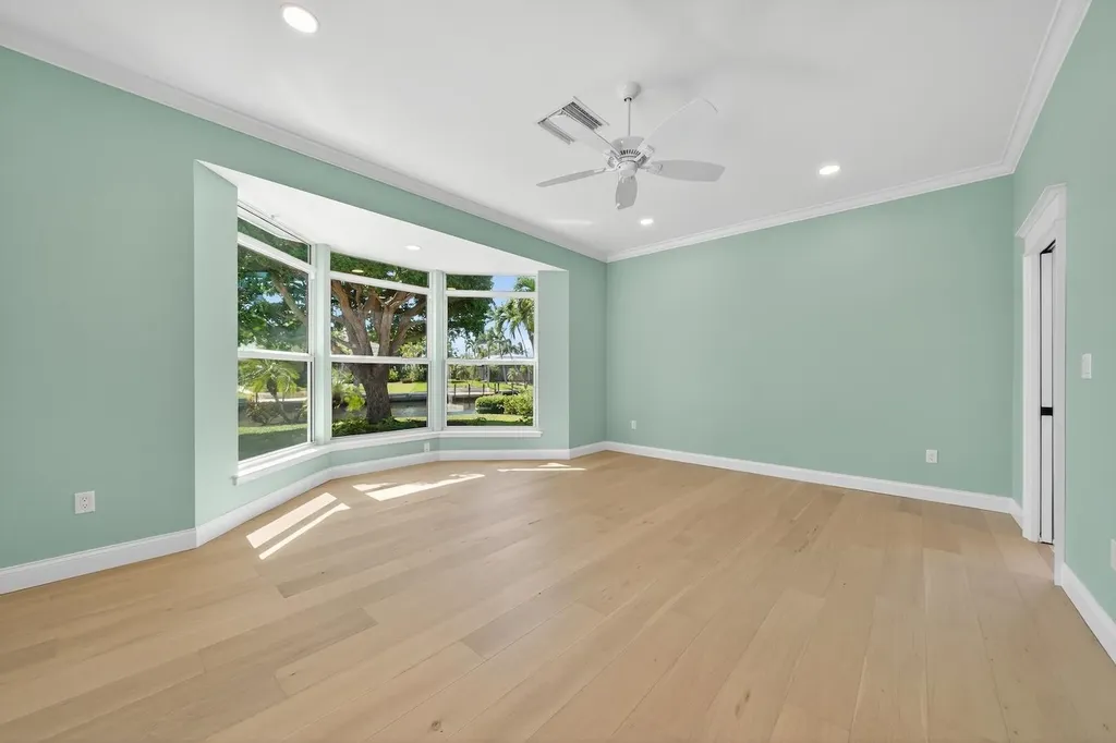 924 Kings Crown Drive Sanibel FL 33957