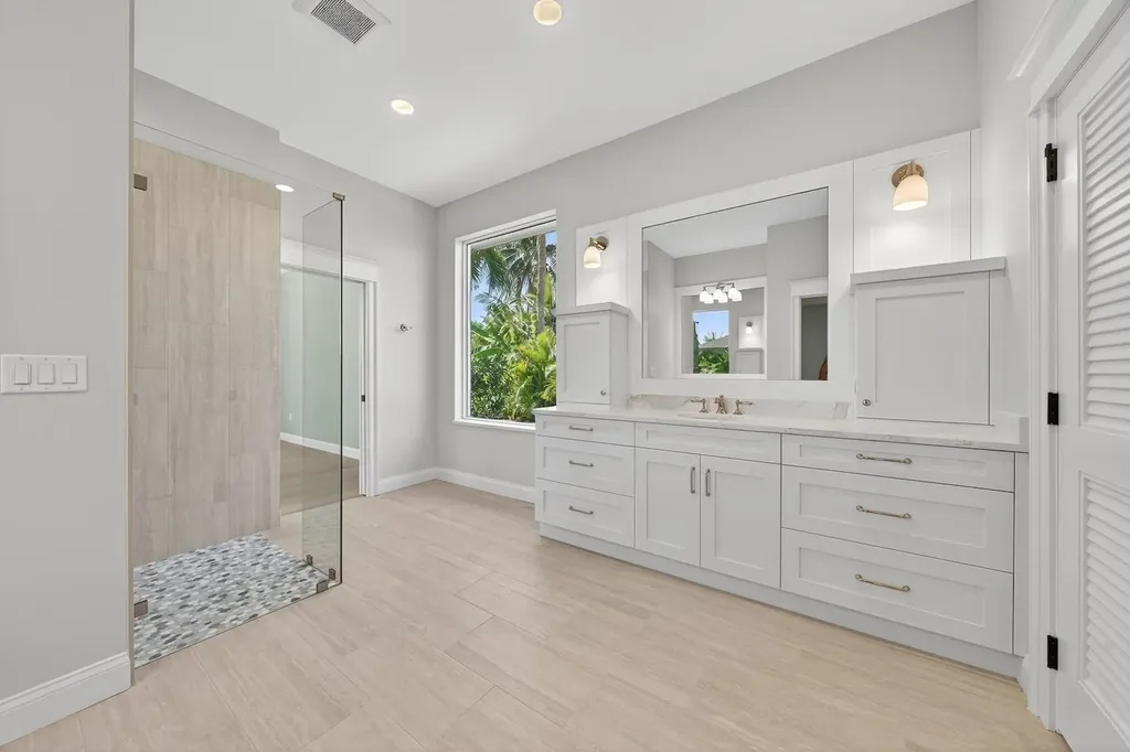 924 Kings Crown Drive Sanibel FL 33957