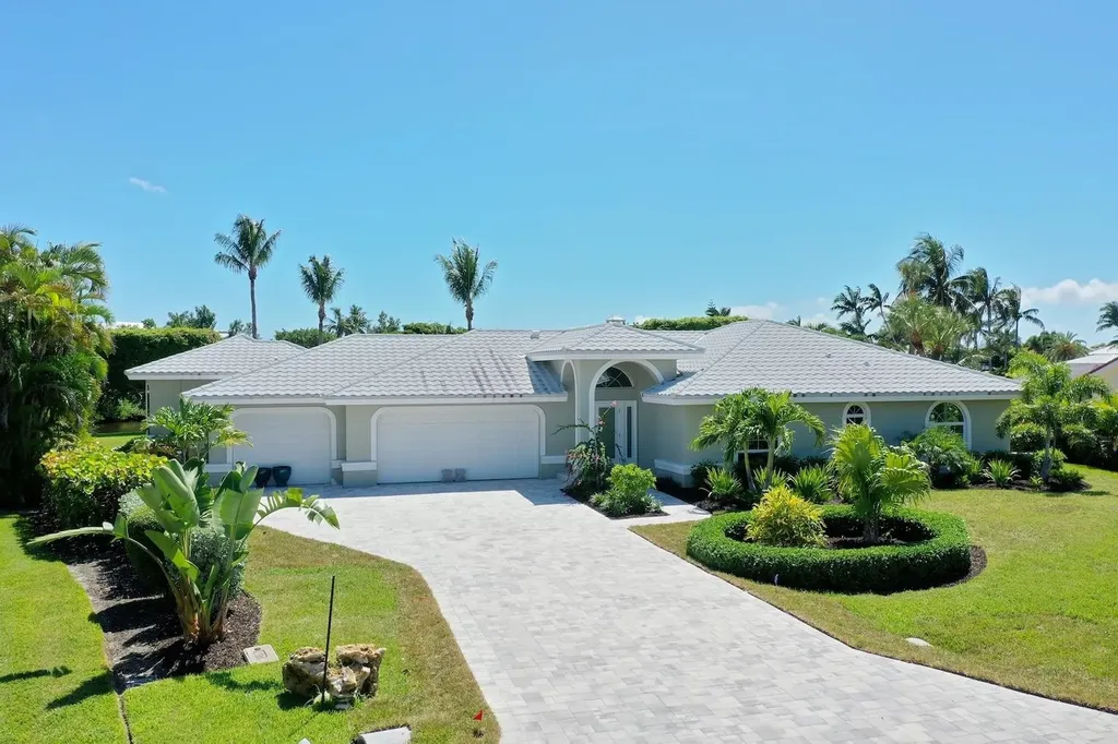 924 Kings Crown Drive Sanibel FL 33957