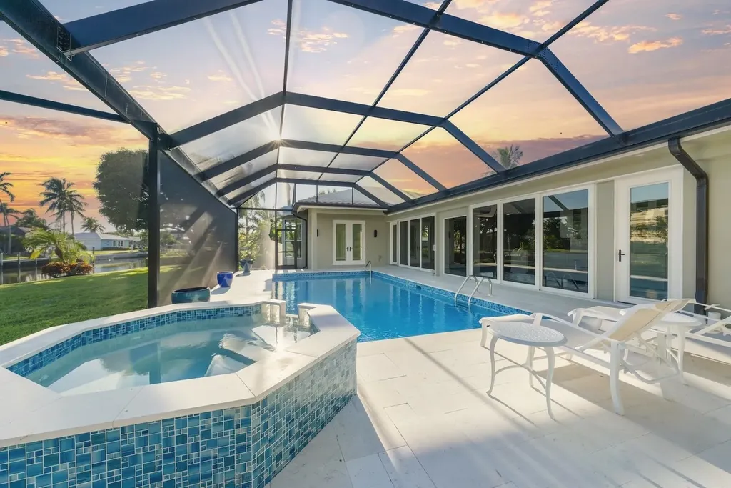 924 Kings Crown Drive Sanibel FL 33957