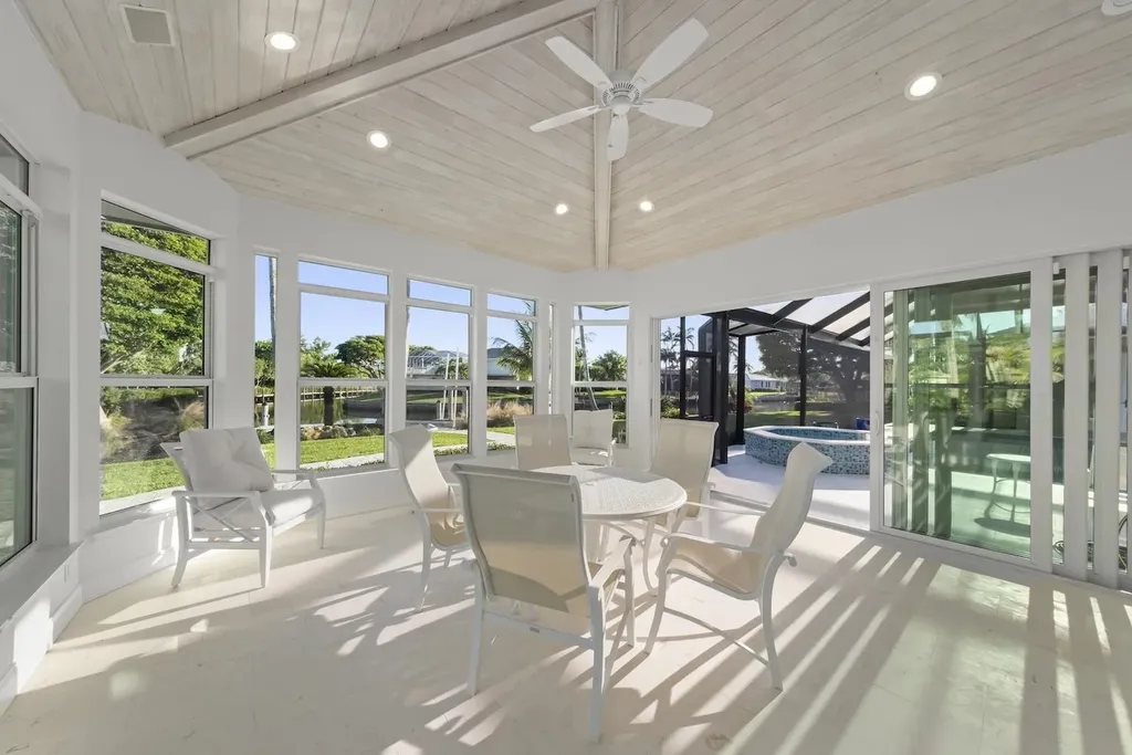 924 Kings Crown Drive Sanibel FL 33957