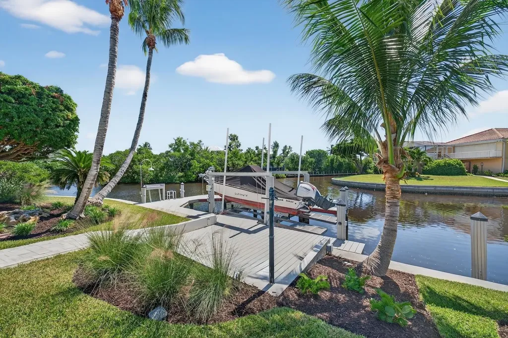 924 Kings Crown Drive Sanibel FL 33957