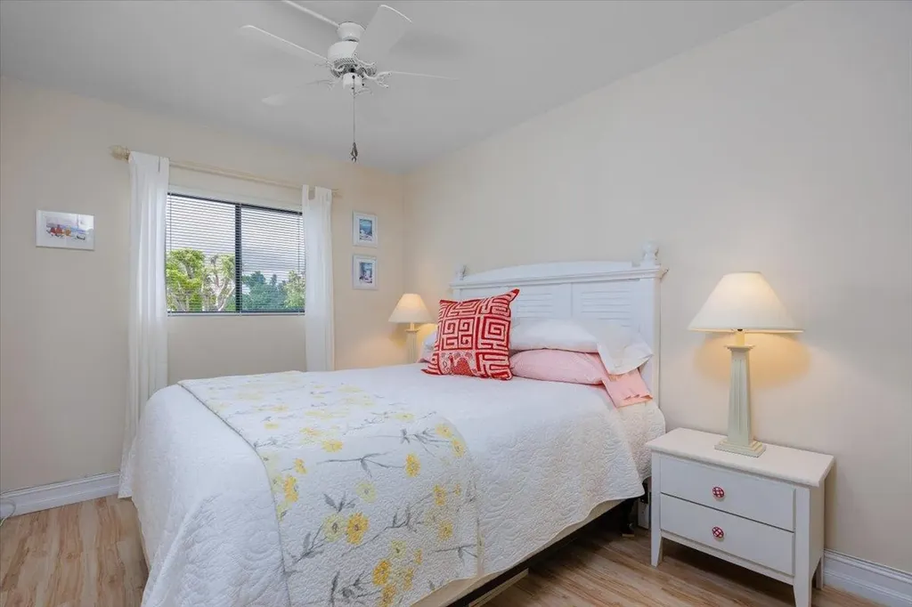 1250 Tennisplace Court Sanibel FL 33957
