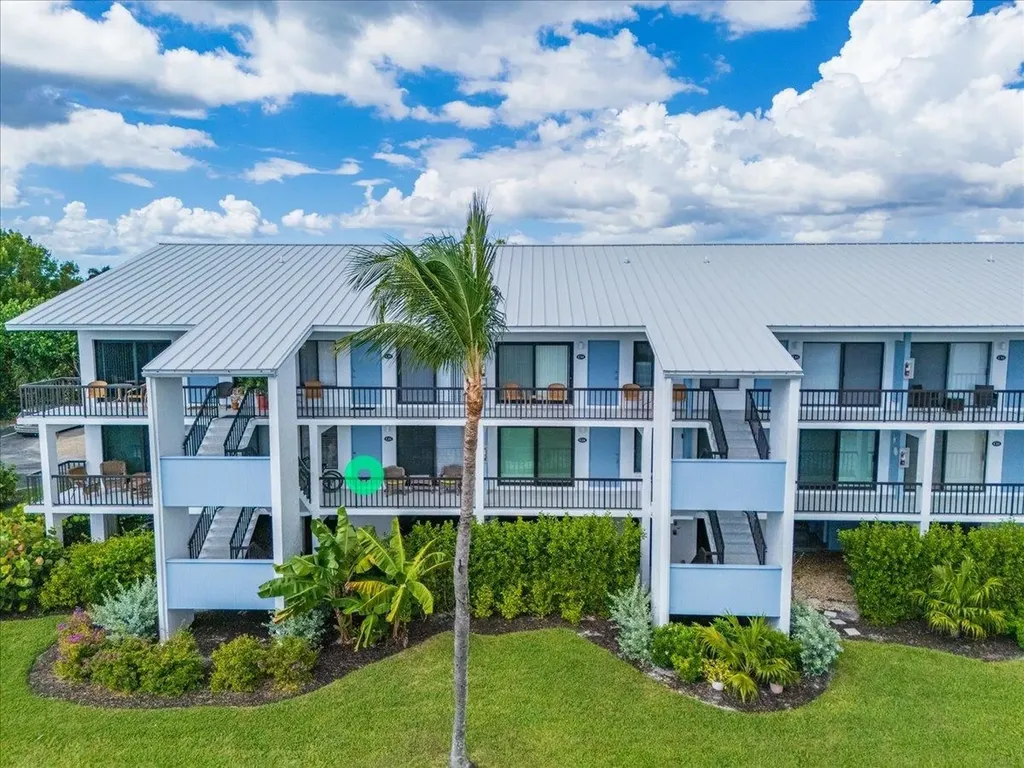 1250 Tennisplace Court Sanibel FL 33957