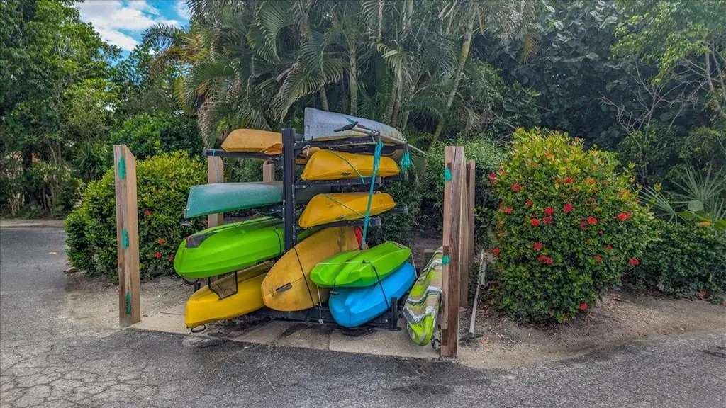 1250 Tennisplace Court Sanibel FL 33957