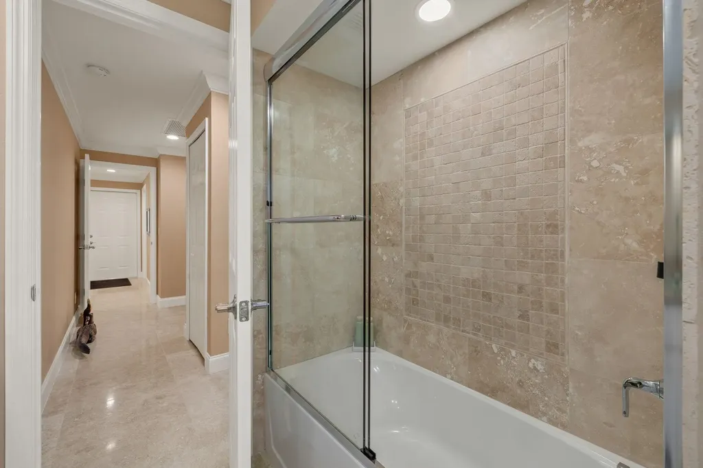 946 Whelk Drive Sanibel FL 33957