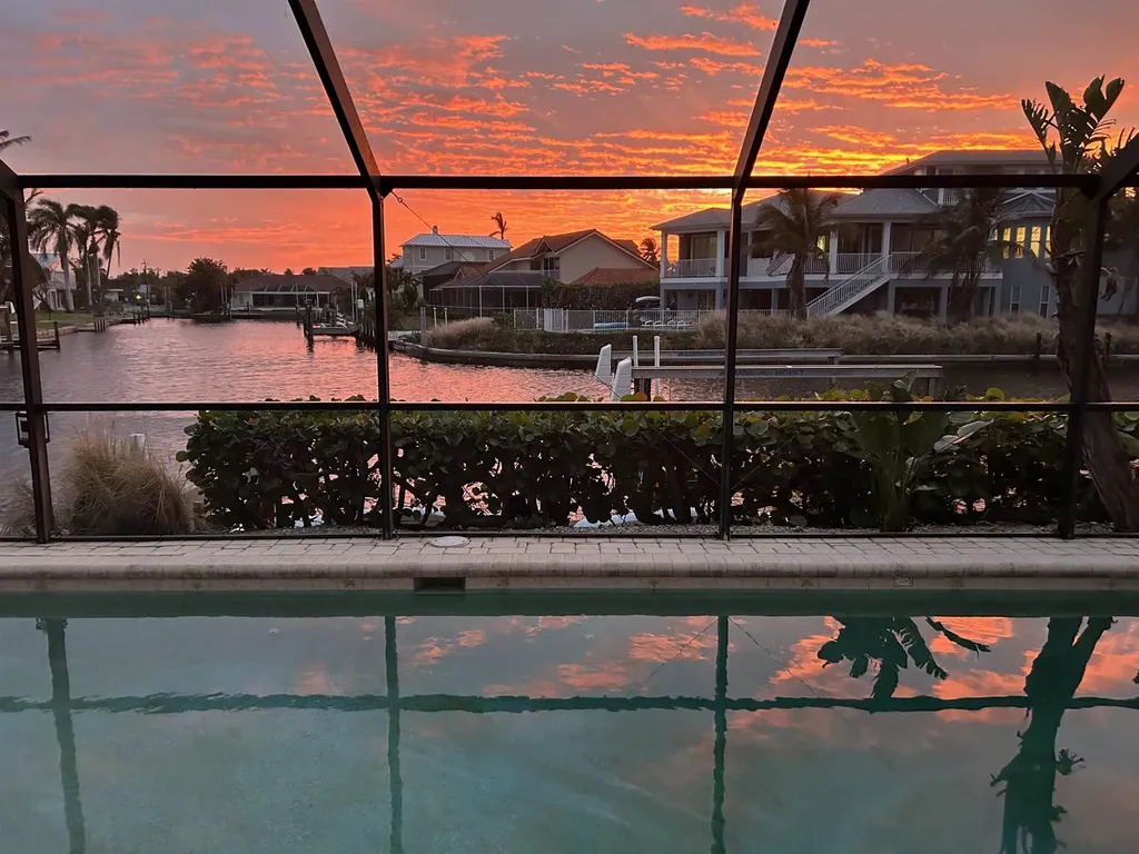 946 Whelk Drive Sanibel FL 33957