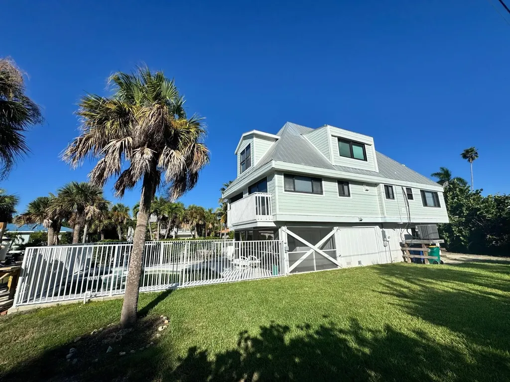 251 Southwinds Drive Sanibel FL 33957