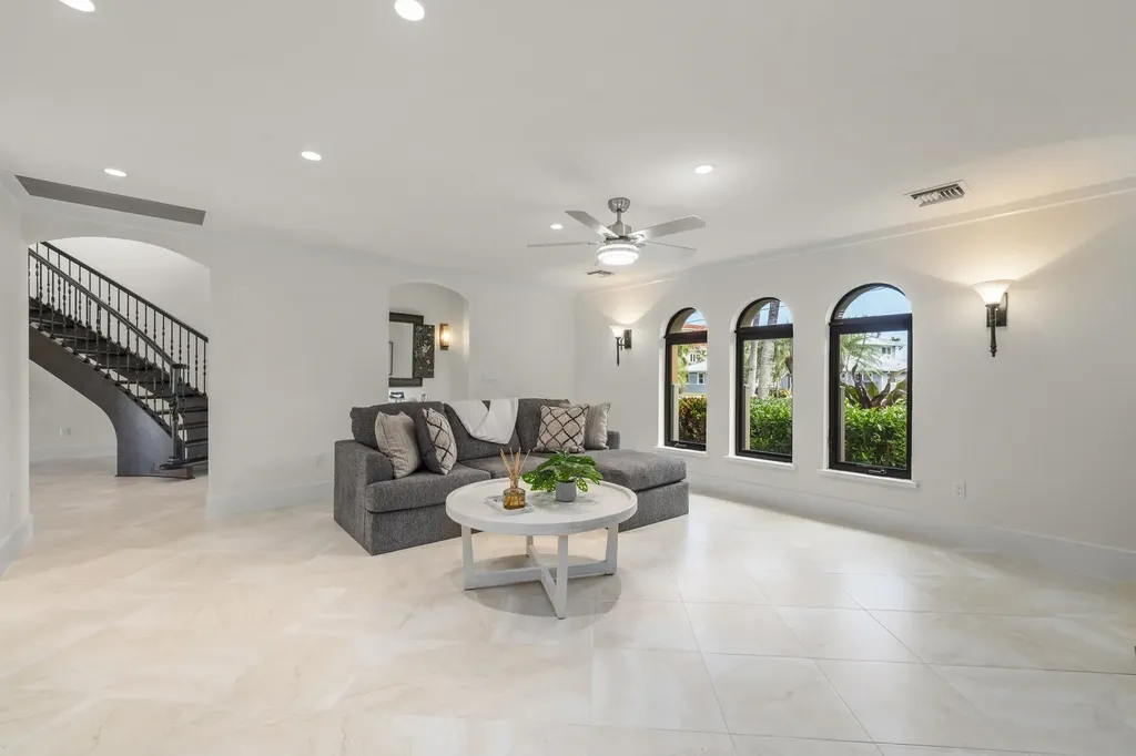 918 Limpet Drive Sanibel FL 33957