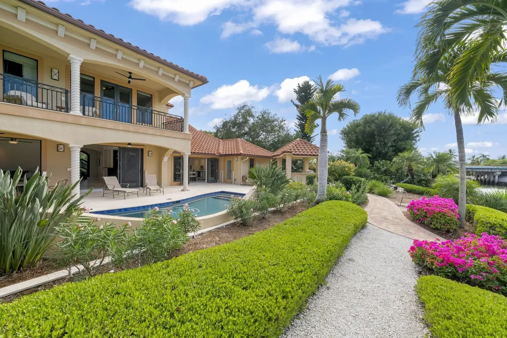 918 Limpet Drive Sanibel FL 33957