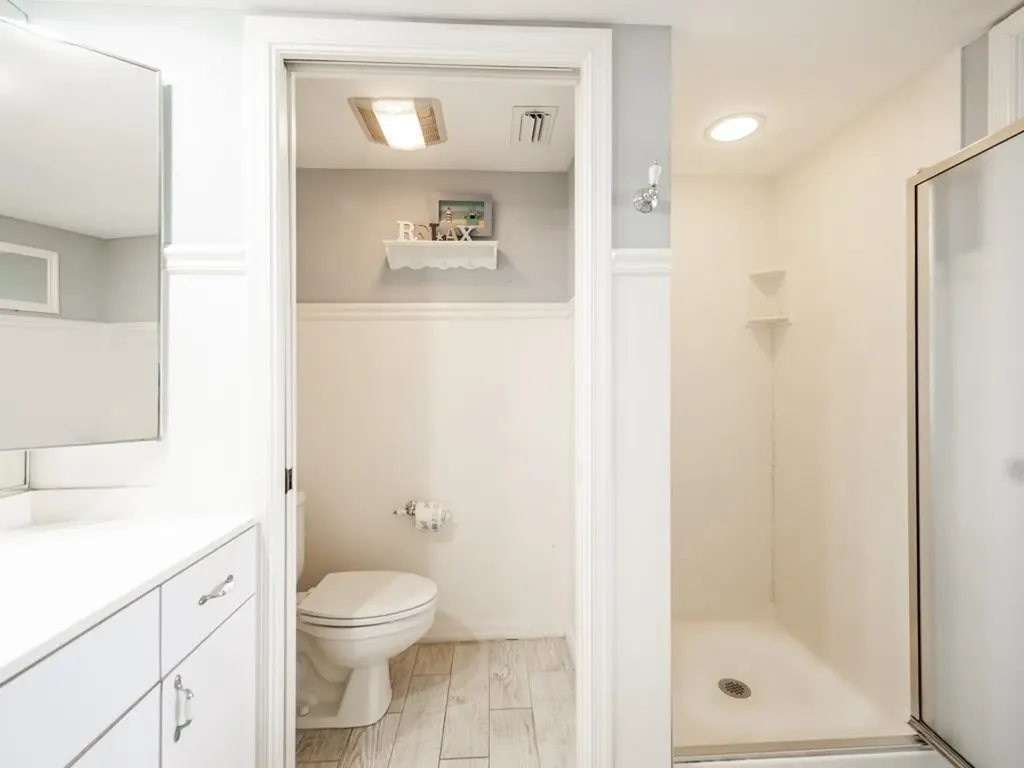 255 Periwinkle Way Sanibel FL 33957