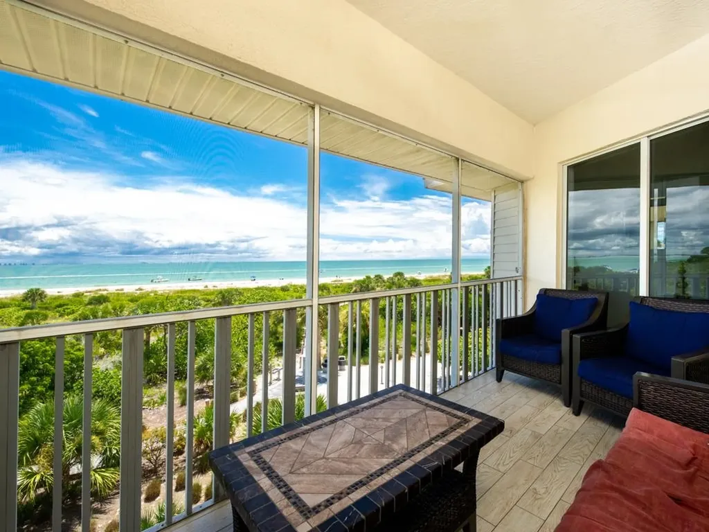 255 Periwinkle Way Sanibel FL 33957