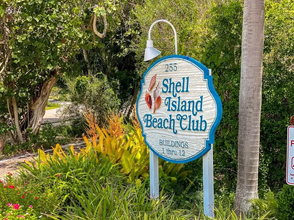 255 Periwinkle Way Sanibel FL 33957