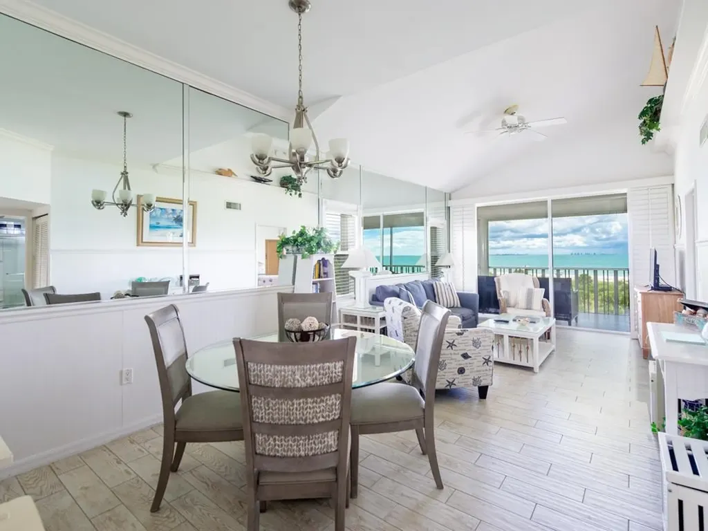 255 Periwinkle Way Sanibel FL 33957