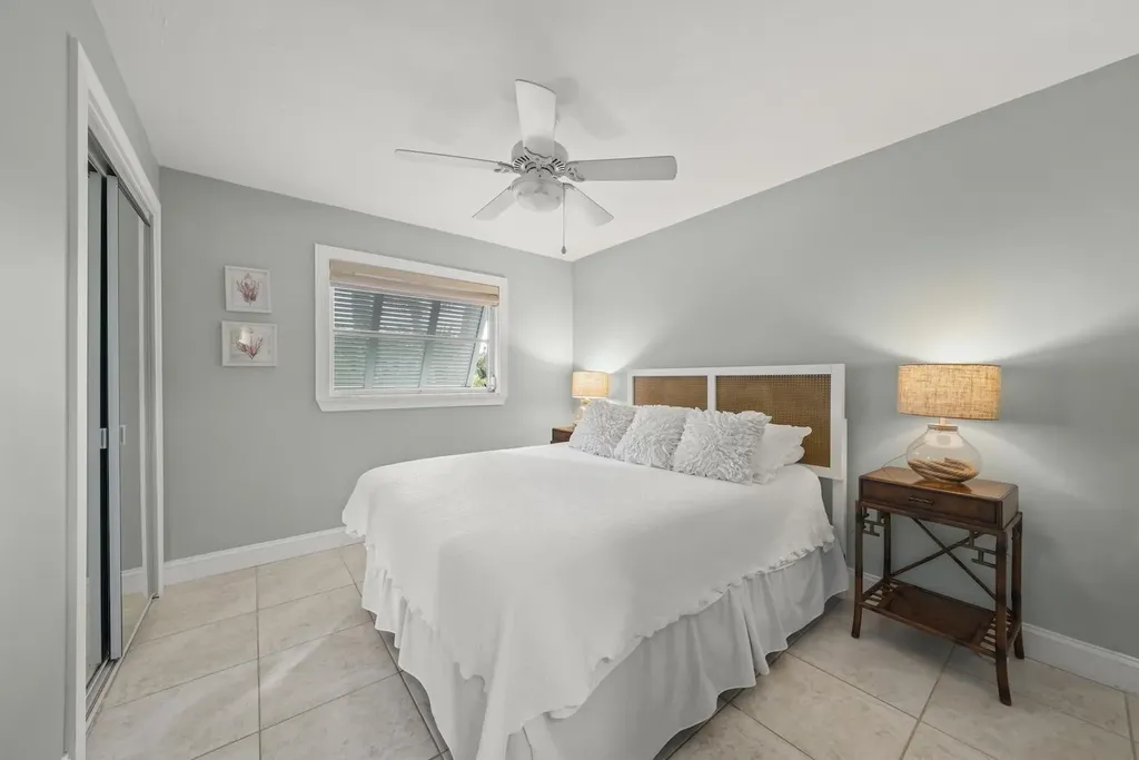 513 Rabbit Road Sanibel FL 33957-3011