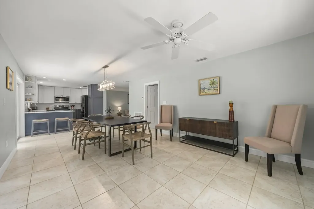 513 Rabbit Road Sanibel FL 33957-3011