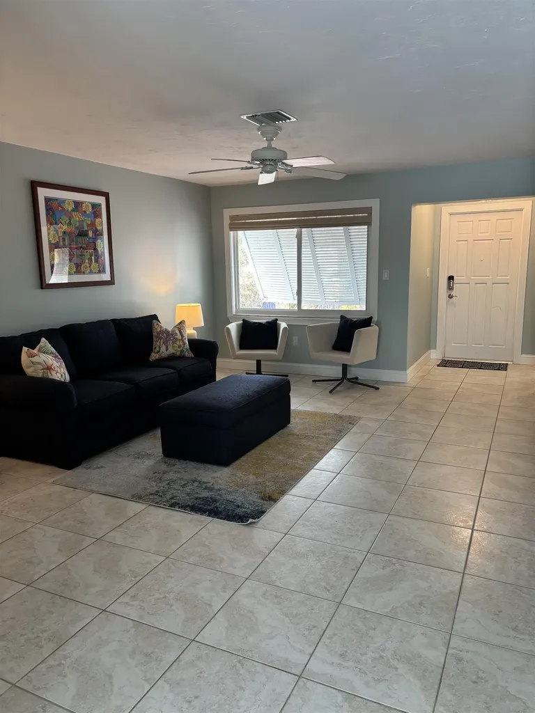 513 Rabbit Road Sanibel FL 33957-3011