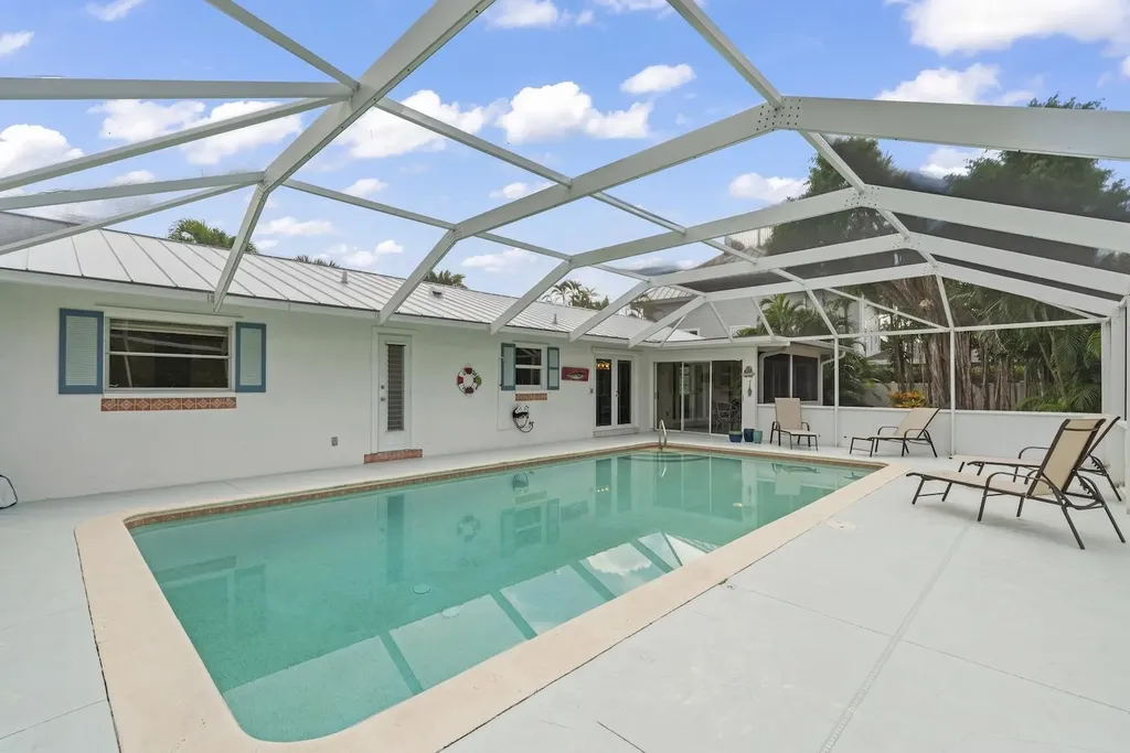 513 Rabbit Road Sanibel FL 33957-3011