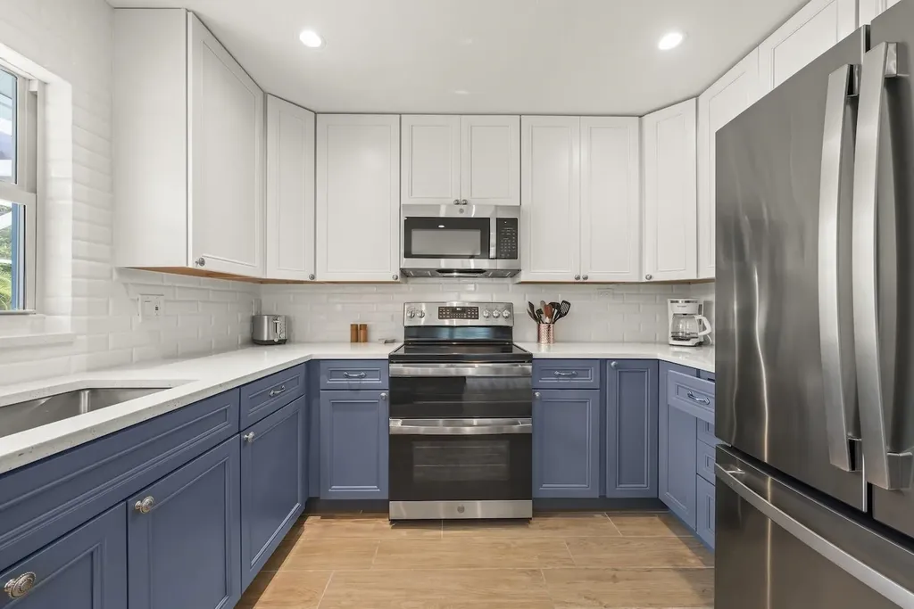 513 Rabbit Road Sanibel FL 33957-3011