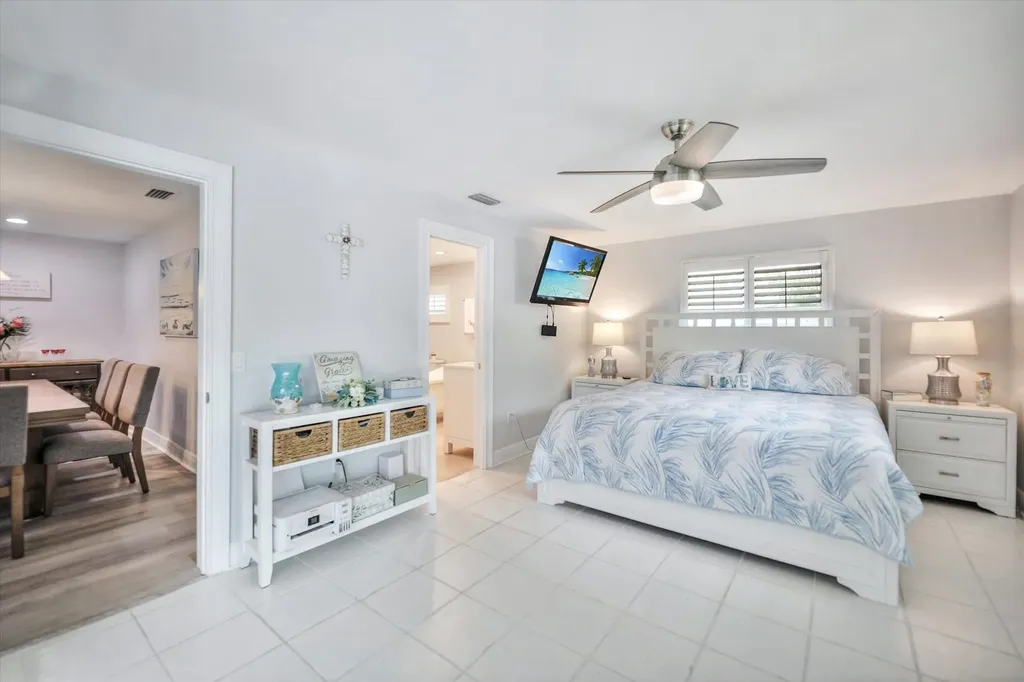 930 Lindgren Boulevard Sanibel FL 33957