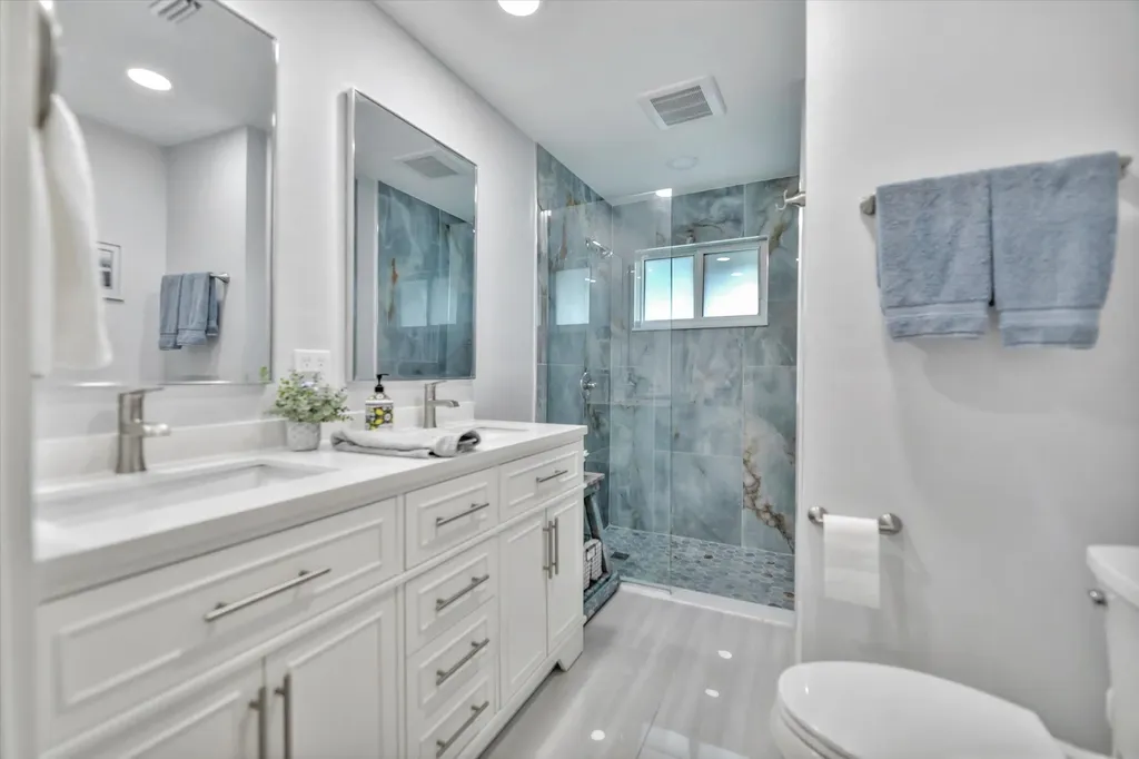 930 Lindgren Boulevard Sanibel FL 33957