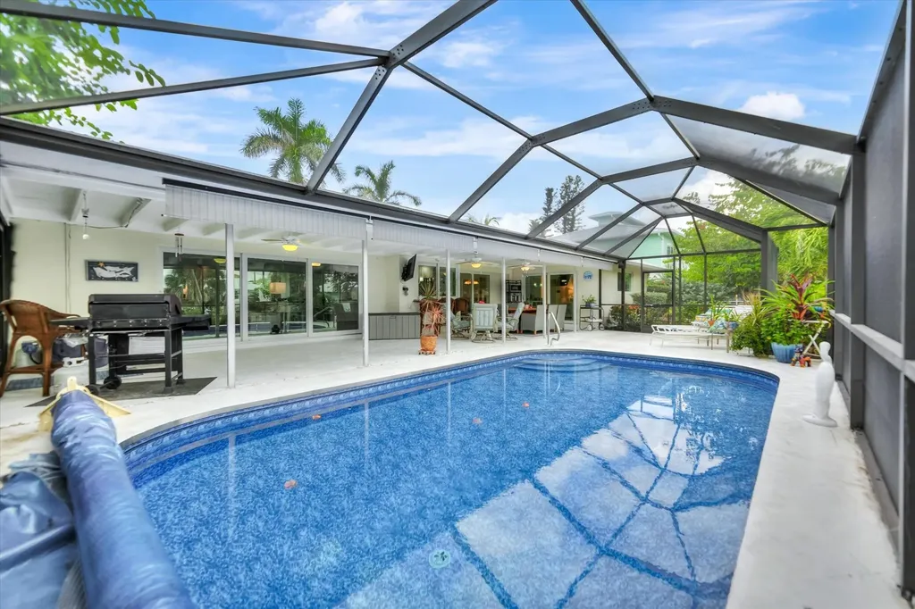 930 Lindgren Boulevard Sanibel FL 33957