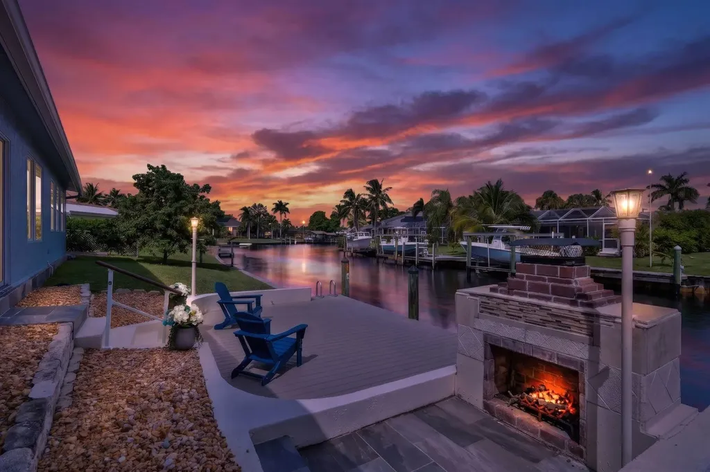 5943 Baker Court Fort Myers FL 33919