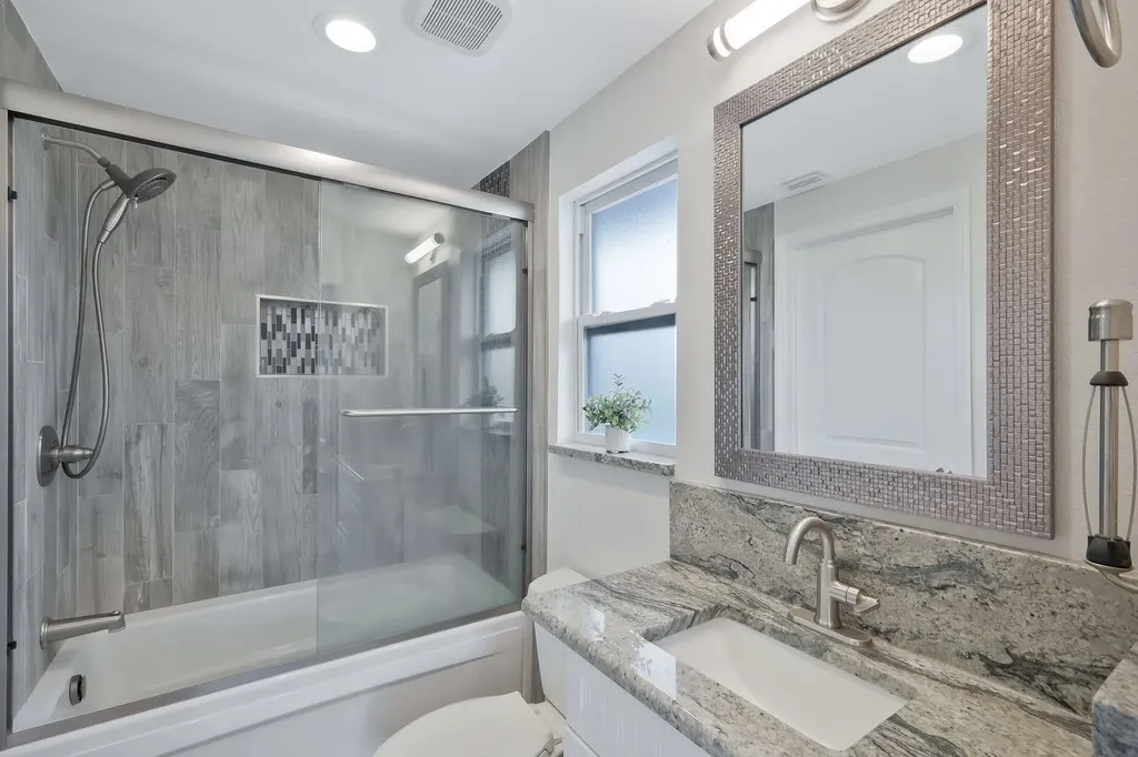 5943 Baker Court Fort Myers FL 33919