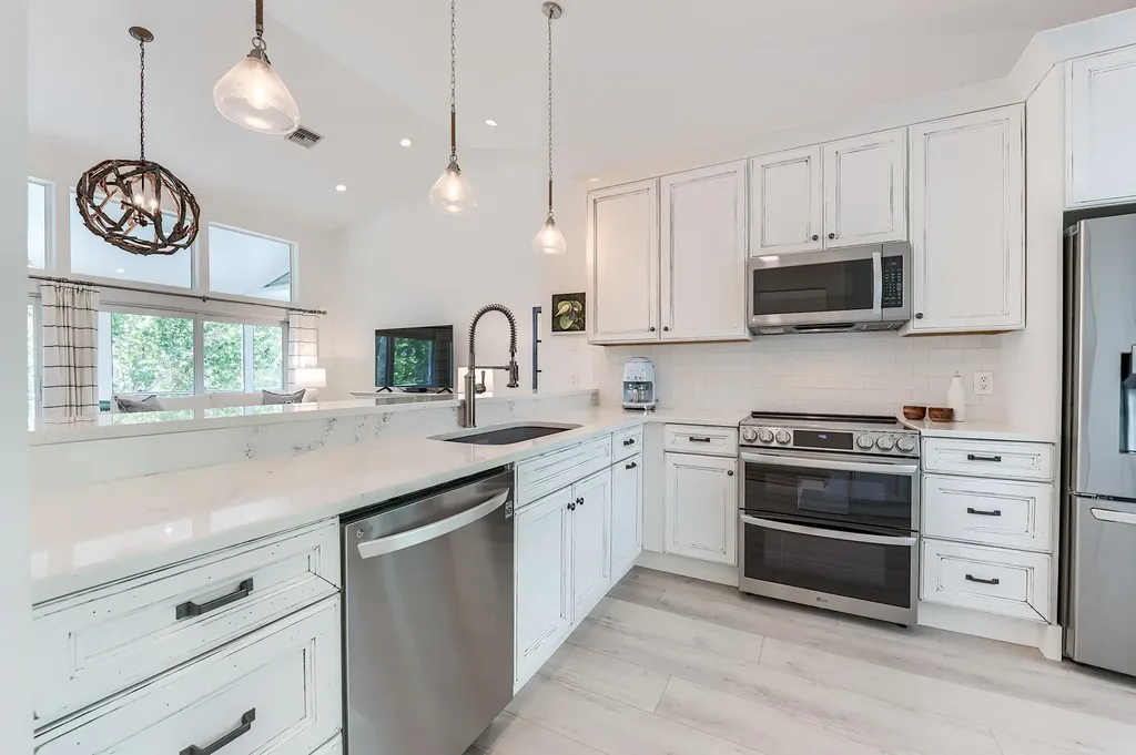 2612 Coconut Drive Sanibel FL 33957