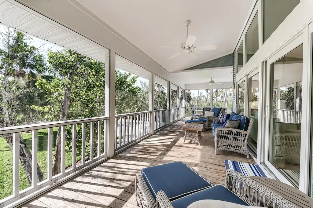 2612 Coconut Drive Sanibel FL 33957