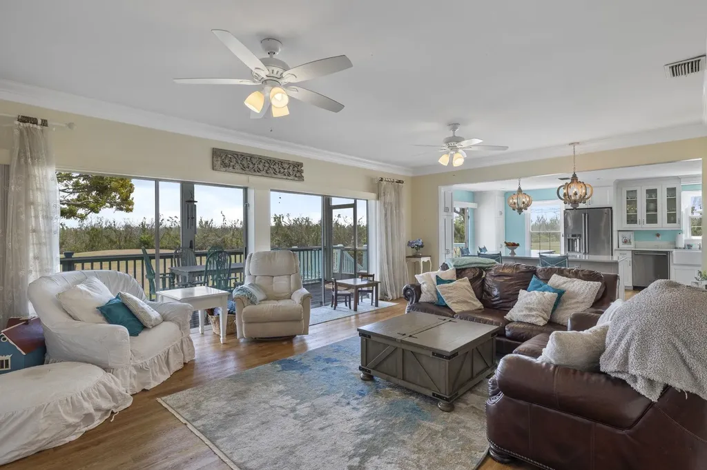 1425 Causey Court Sanibel FL 33957