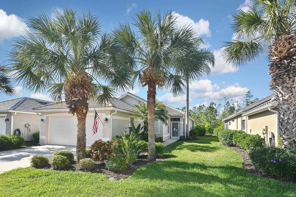 8156 Woodridge Pointe Drive Fort Myers FL 33912
