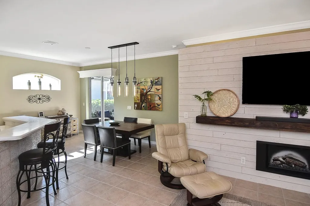 8156 Woodridge Pointe Drive Fort Myers FL 33912