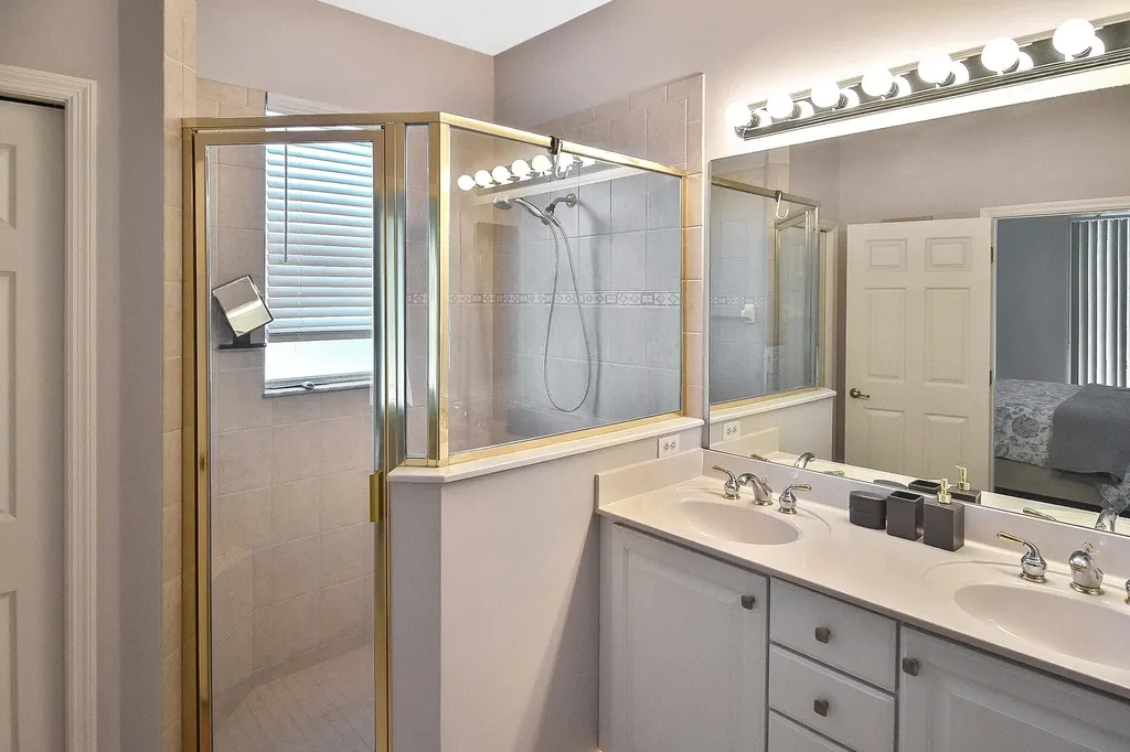 8156 Woodridge Pointe Drive Fort Myers FL 33912